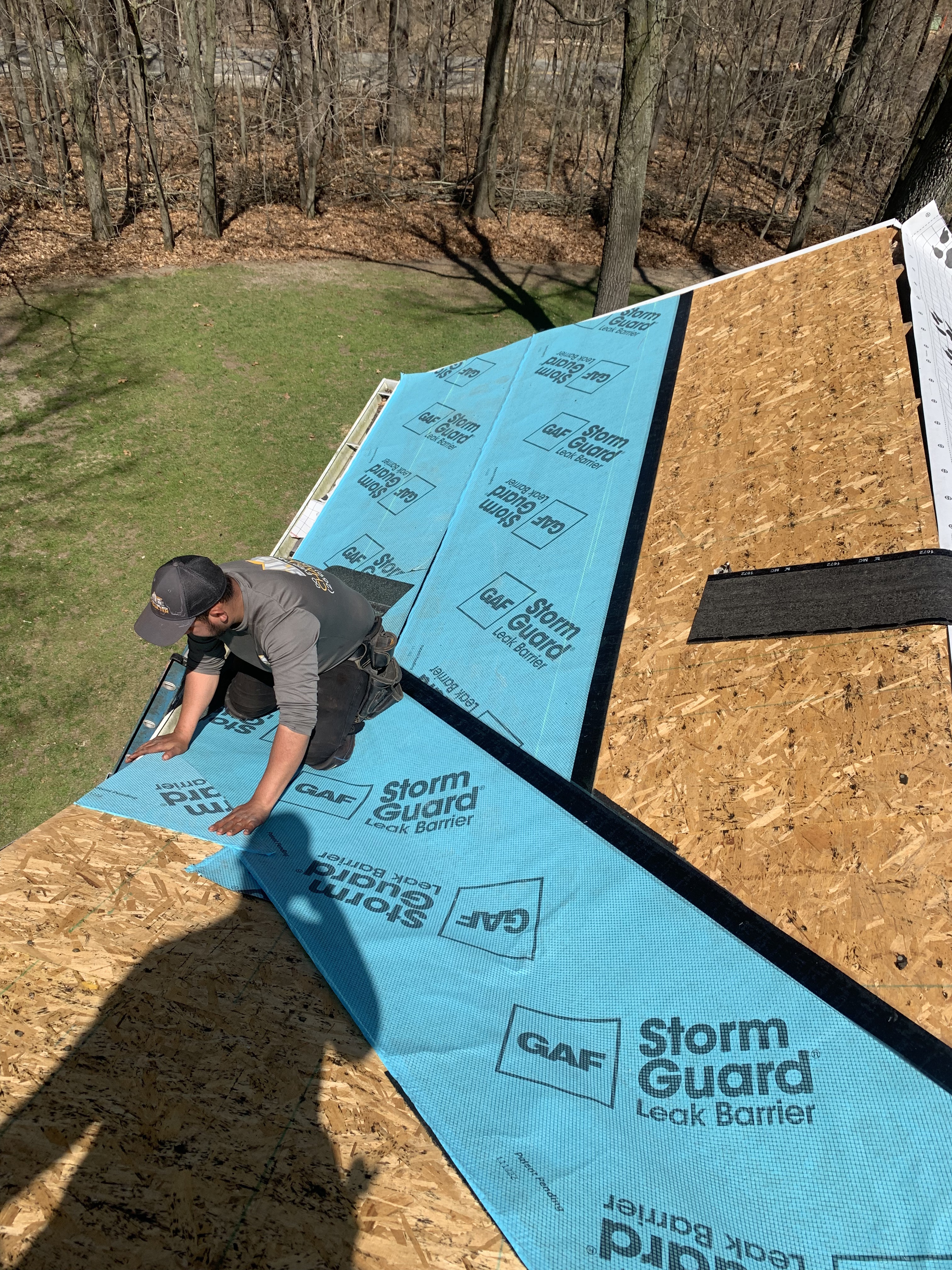 Durable roof installation Kalamazoo MI residential property finish