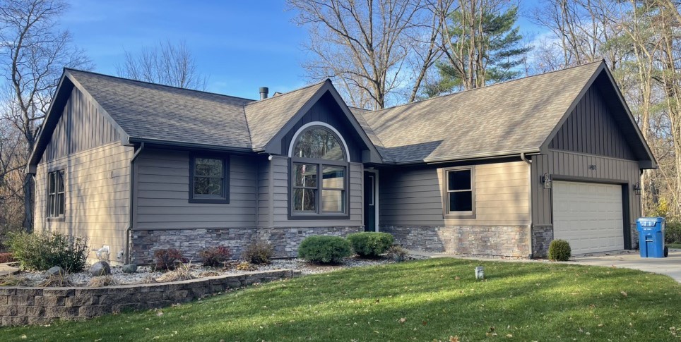 Roof installation Kalamazoo MI new shingle roofing project