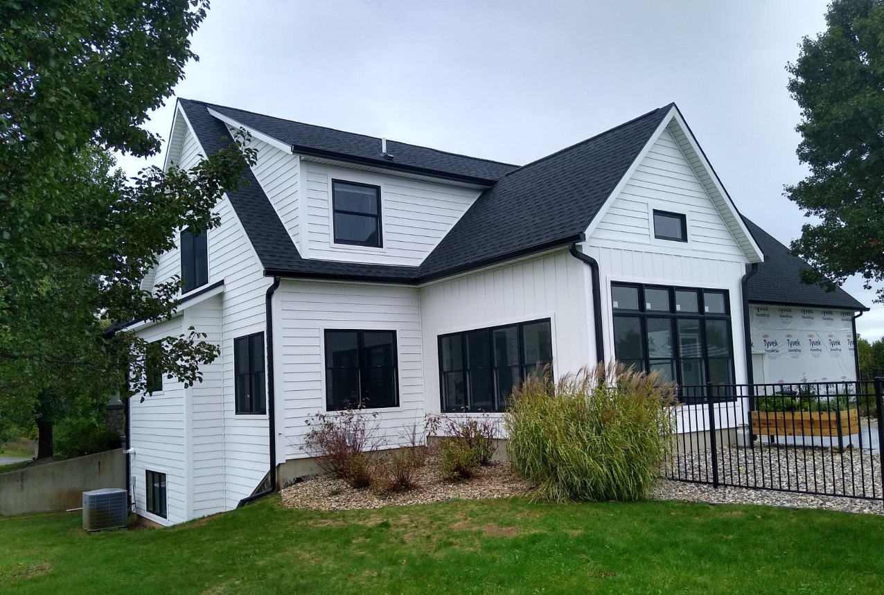 Completed roof replacement project in Schoolcraft, MI